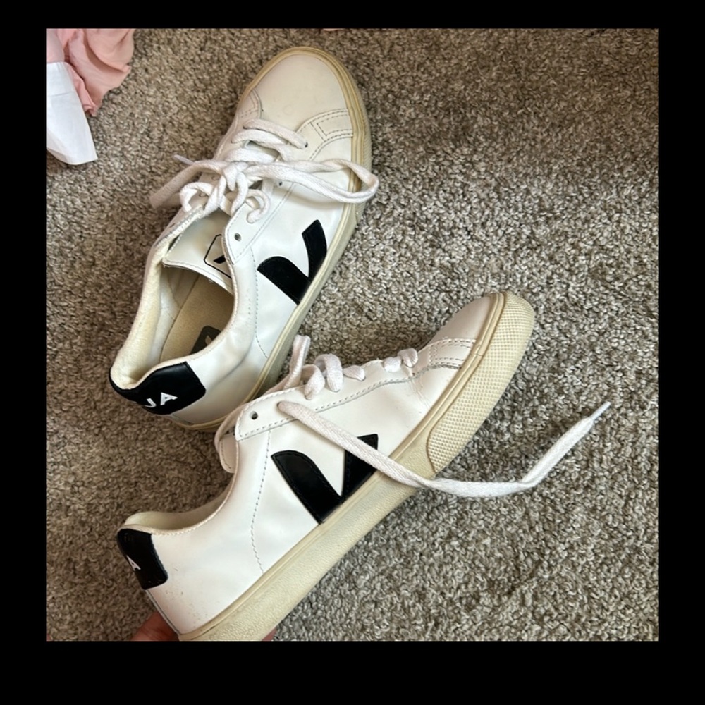 veja shoes
